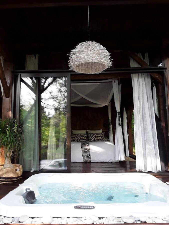 Les Landines Bed & Breakfast Origne  Exterior photo